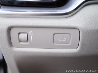 Volvo V60 2,0 D3 110kW Drive-E Mome 2020