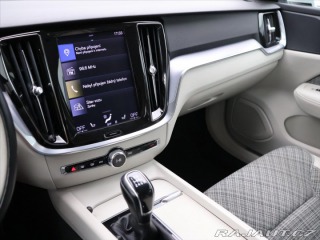 Volvo V60 2,0 D3 110kW Drive-E Mome 2020