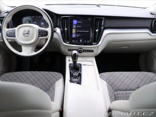 Volvo V60 2,0 D3 110kW Drive-E Mome 2020