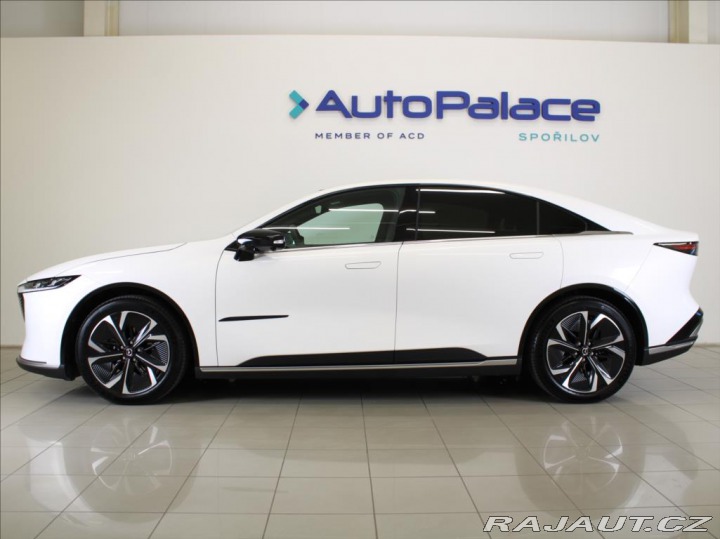 Mazda Ostatní modely 6e 0,1 80kWh Long RANGE 5040 2026