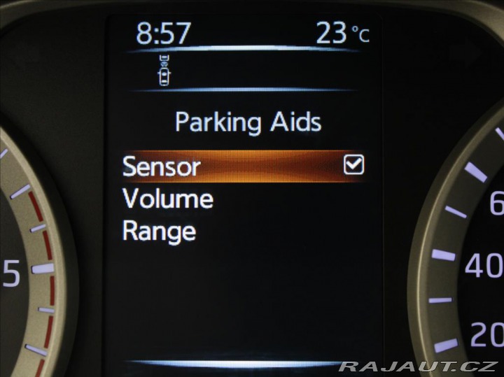 Nissan Navara 2,3 dCi 140kW AT Tekna 1. 2016
