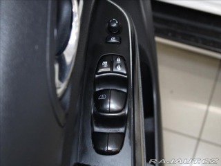 Nissan Navara 2,3 dCi 140kW AT Tekna 1. 2016