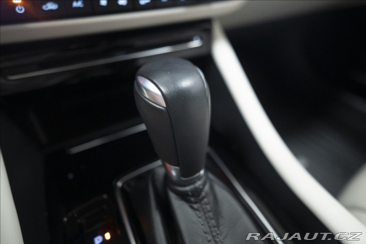 Mazda 6 2,5 SKYACTIV-G AT NAVI KŮ 2020