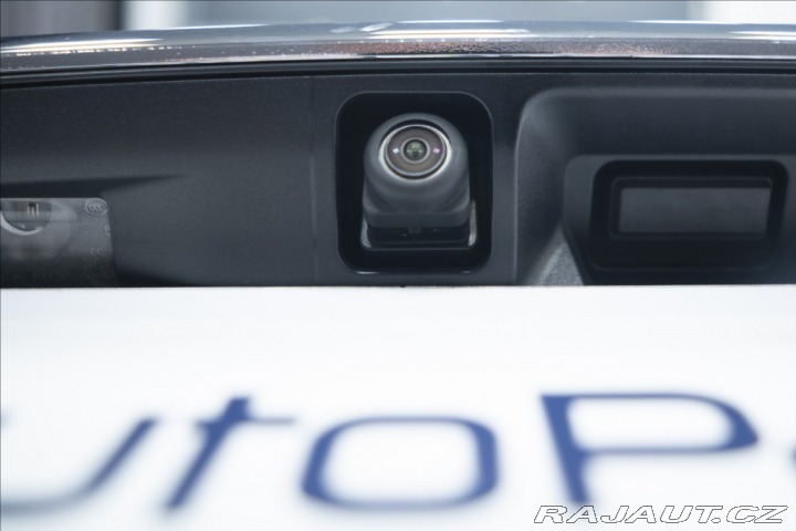 Mazda 6 2,5 SKYACTIV-G AT NAVI KŮ 2020