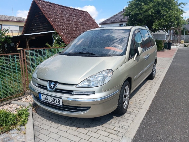 Peugeot 807 2,2 hdi