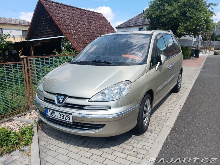 Peugeot 807 2,2   hdi 1800