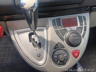 Peugeot 807 2,2   hdi 1800
