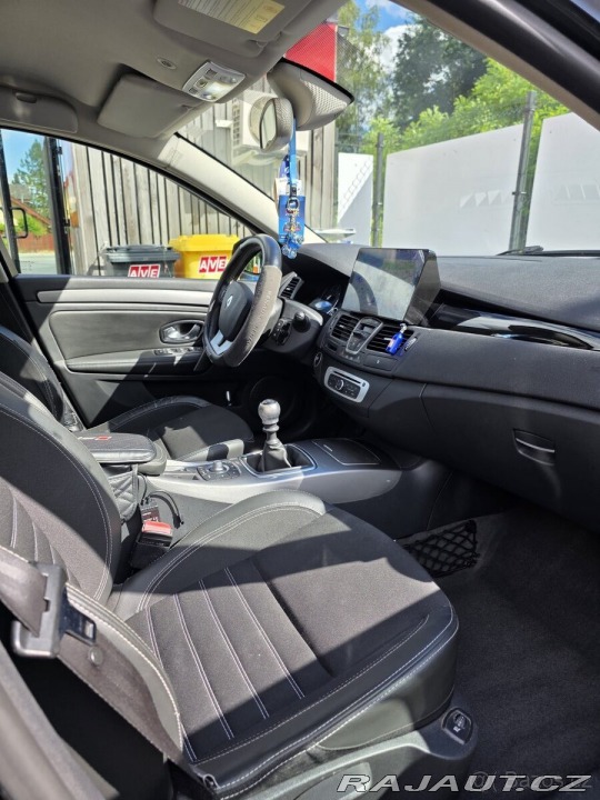 Renault Laguna 2,0 dCi 110 kW 1800
