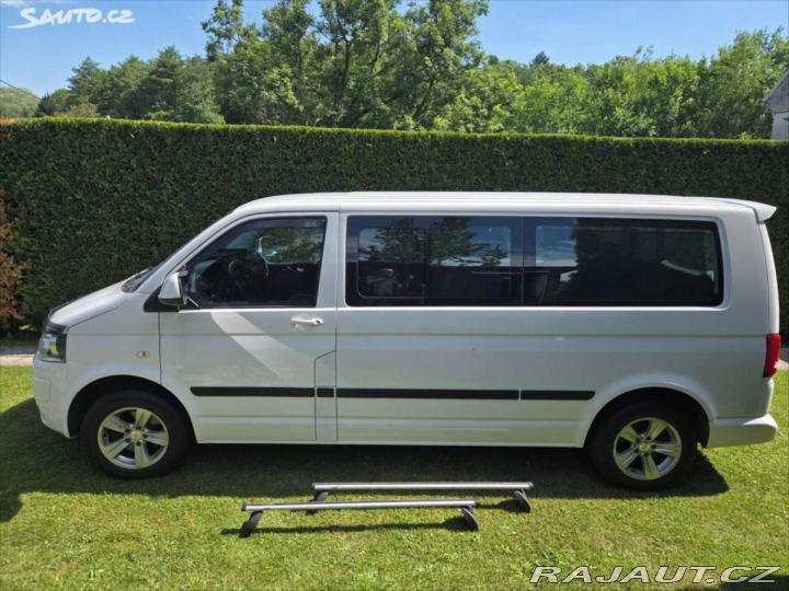 Volkswagen Caravelle 2,0 2010