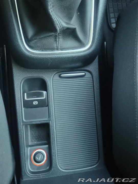 Volkswagen Sharan 2,0 TDI 103kW provozova 2018