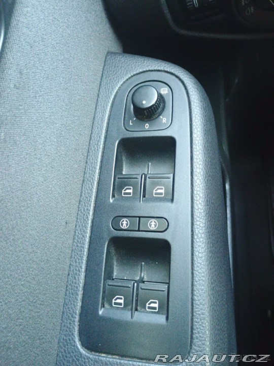 Volkswagen Sharan 2,0 TDI 103kW provozova 2018