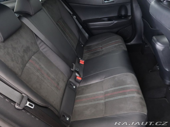 Toyota C-HR 2.0Hybrid,CZ,1Maj,GR-Spor 2023