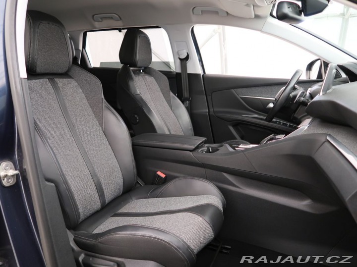 Peugeot 5008 1.6THP,121kW,ALLURE,AT6,T 2017