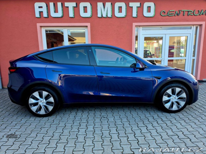 Tesla Model Y Long Range Dual Motor 378 2022