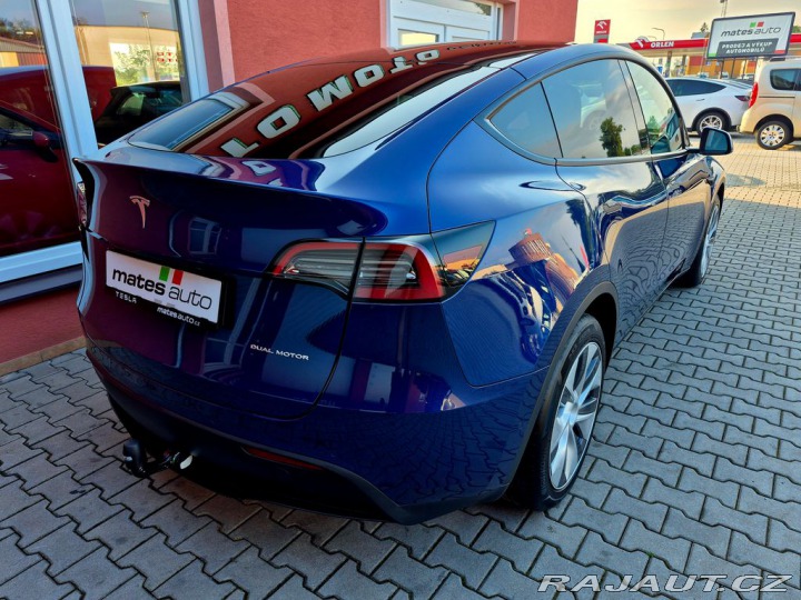 Tesla Model Y Long Range Dual Motor 378 2022