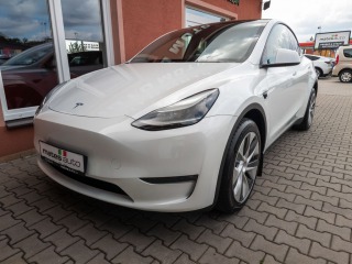 Tesla Model Y Long Range Dual Motor 378