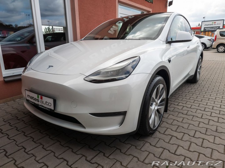 Tesla Model Y Long Range Dual Motor 378 2023