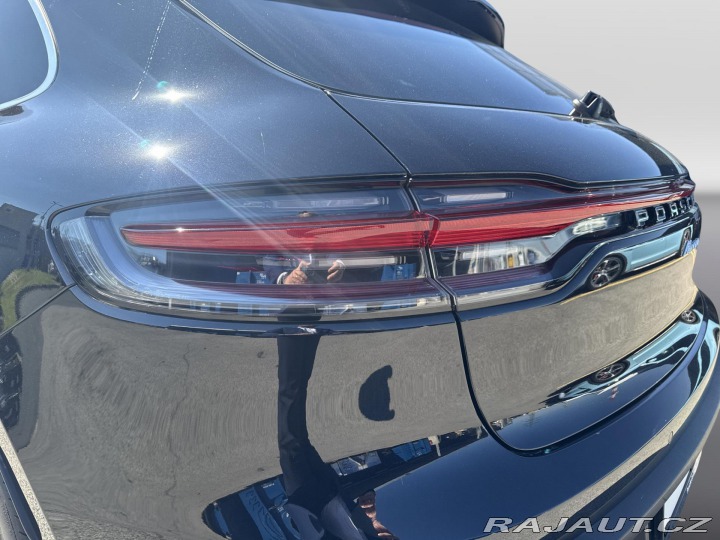 Porsche Macan 2.0 2022