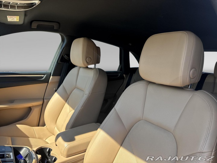 Porsche Macan 2.0 2022