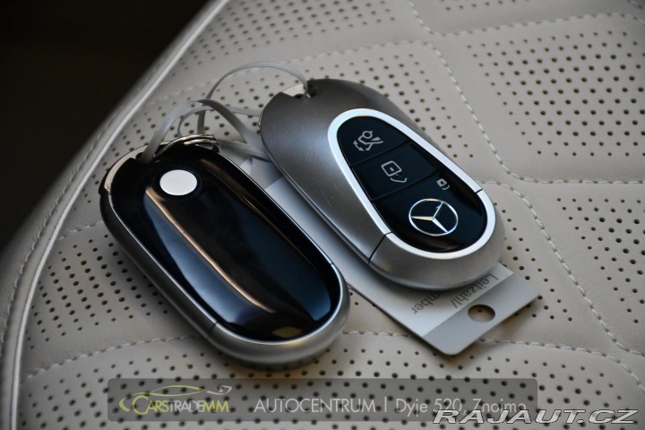 Mercedes-Benz EQS 450 4MATIC AMG HYPERSCREE 2023