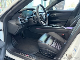 Audi Ostatní modely 440kW 2021