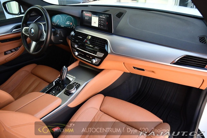 BMW 5 530xD M-SPORT H&K HUD 2019