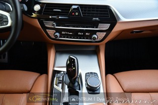 BMW 5 530xD M-SPORT H&K HUD 2019