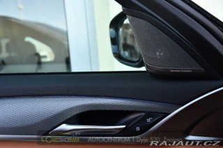 BMW 5 530xD M-SPORT H&K HUD 2019