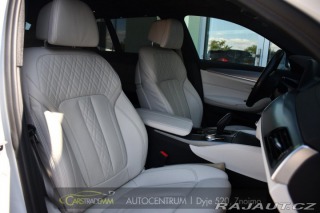 BMW 5 520d xD M-SPORT HEAD-UP P 2018