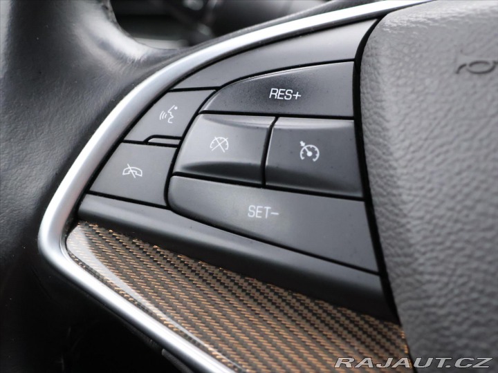 Cadillac Ostatní modely XT5 3,7 V6 231kW 4x4 Luxury 2016