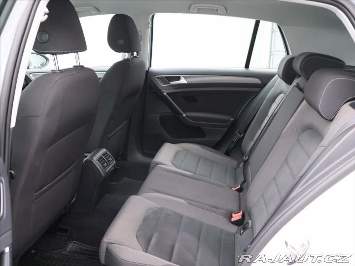 Volkswagen Golf 1.0 TSI 81kW Comfortline 2017