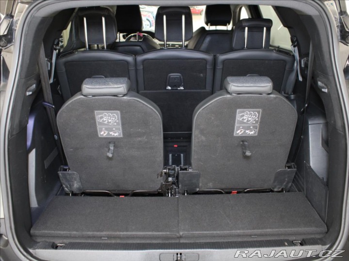 Peugeot 5008 1,6 PT 133kW 8AT GT-line 2019
