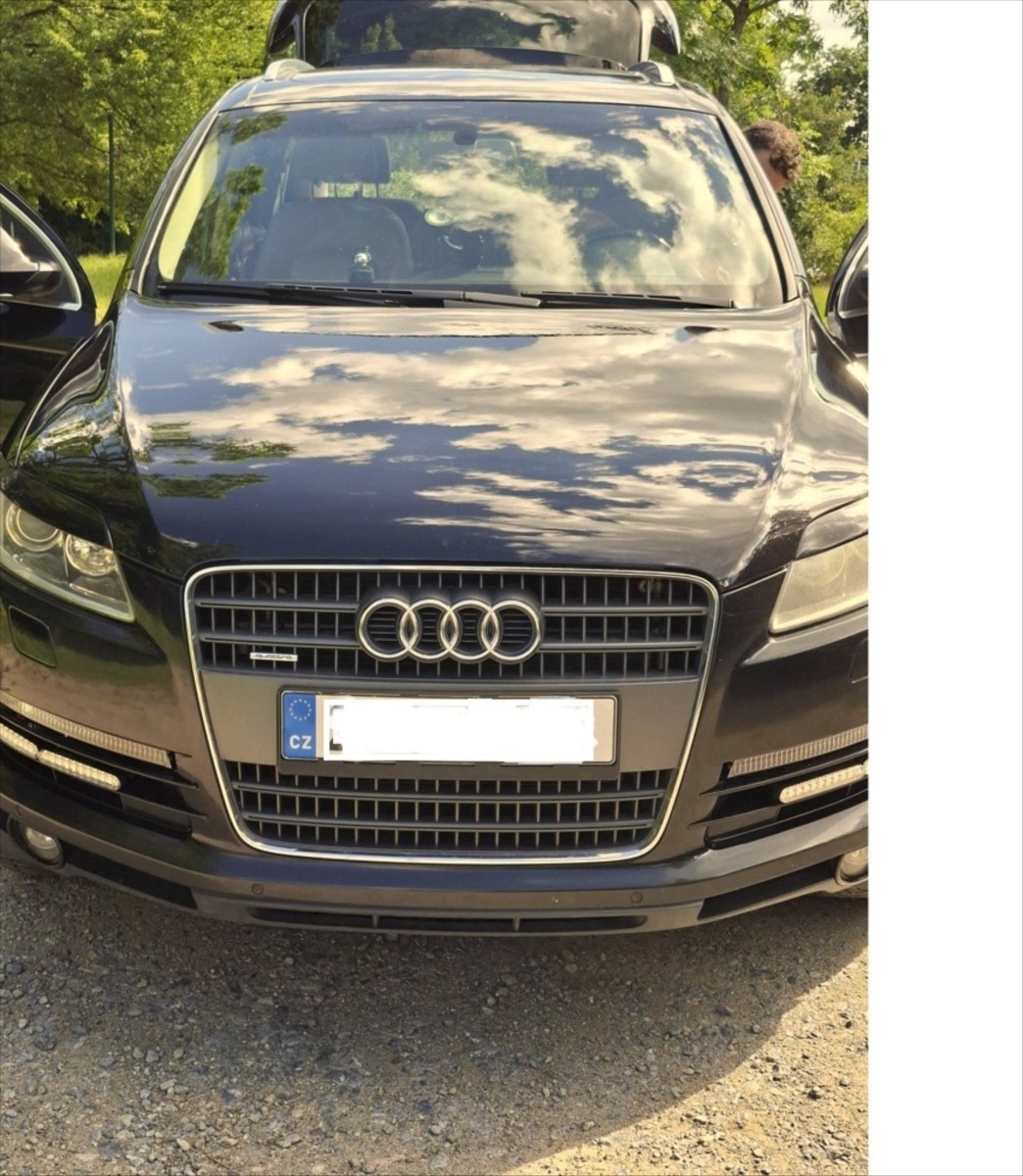 Audi Q7 3,0 TDI AUTOMAT, nové p