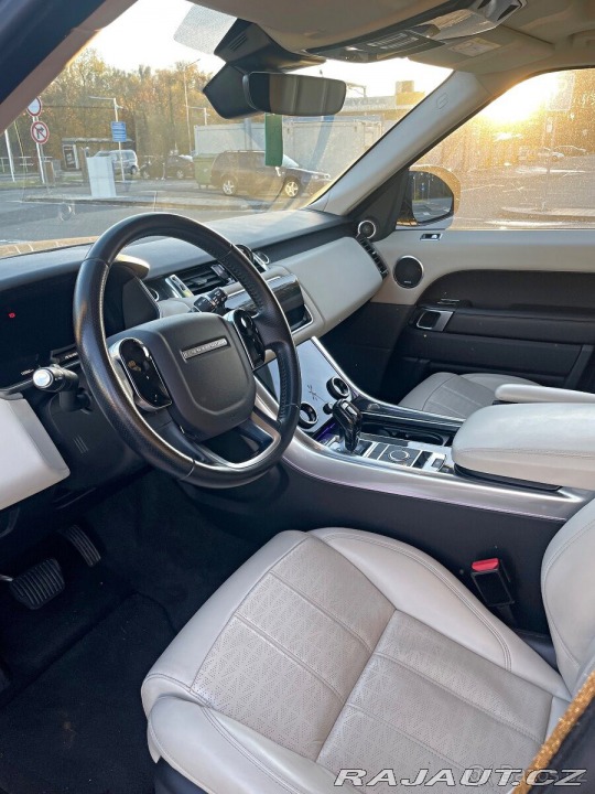Land Rover Range Rover 3,0 D300 HSE (221 kW), 2021
