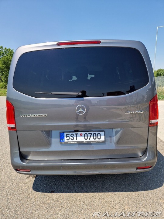Mercedes-Benz Vito 2,0   Tourer 124 1800