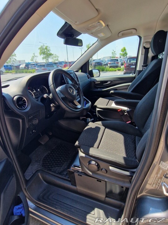 Mercedes-Benz Vito 2,0   Tourer 124 1800