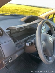Toyota Yaris 1,0 120 tis. km, ideáln 2009