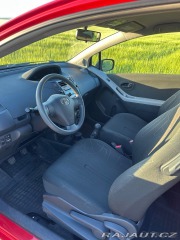 Toyota Yaris 1,0 120 tis. km, ideáln 2009