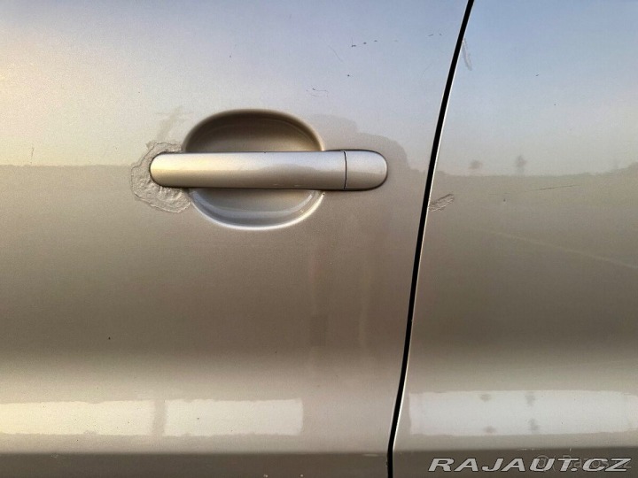 Volkswagen Tiguan 2,0   TDI 103 kW 4x4 DSG 2012