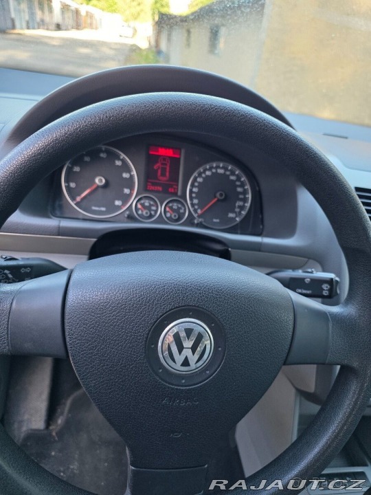 Volkswagen Touran 1,4   Lidový vůz 2007