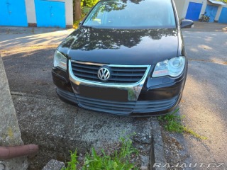 Volkswagen Touran 1,4 Lidový vůz 2007