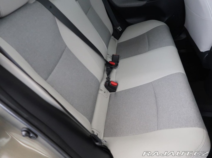 Toyota Yaris 1.5Hybrid,CZ,SelectionEle 2021