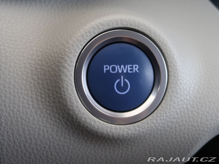 Toyota Yaris 1.5Hybrid,CZ,SelectionEle 2021