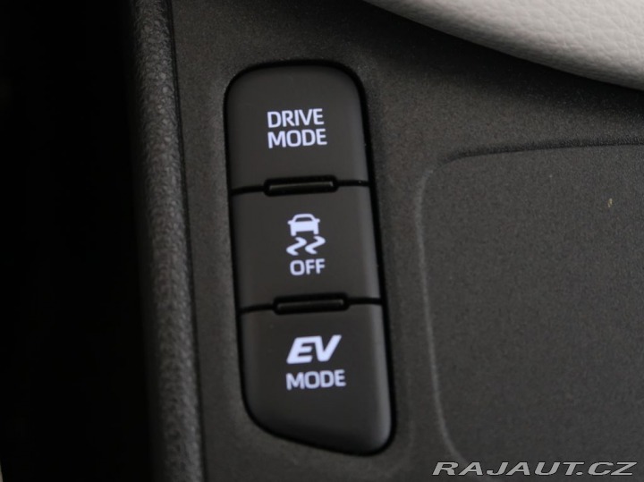 Toyota Yaris 1.5Hybrid,CZ,SelectionEle 2021