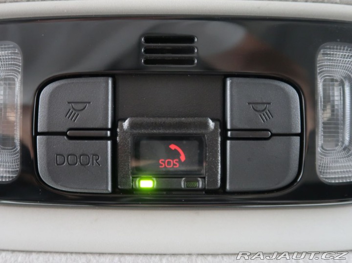 Toyota Yaris 1.5Hybrid,CZ,SelectionEle 2021