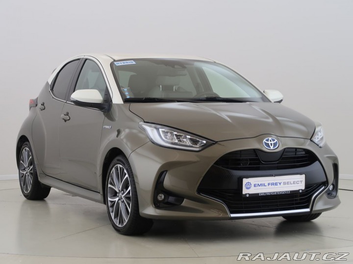 Toyota Yaris 1.5Hybrid,CZ,SelectionEle 2021
