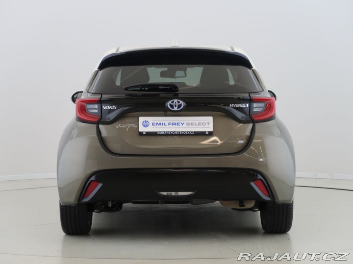 Toyota Yaris 1.5Hybrid,CZ,SelectionEle 2021