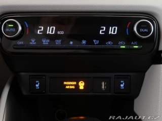 Toyota Yaris 1.5Hybrid,CZ,SelectionEle 2021