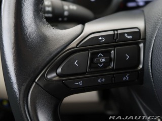 Toyota Yaris 1.5Hybrid,CZ,SelectionEle 2021