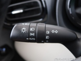 Toyota Yaris 1.5Hybrid,CZ,SelectionEle 2021